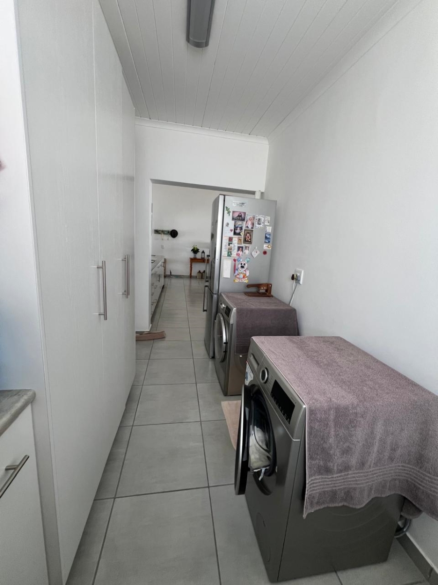 3 Bedroom Property for Sale in Britannia Reef Estate Western Cape